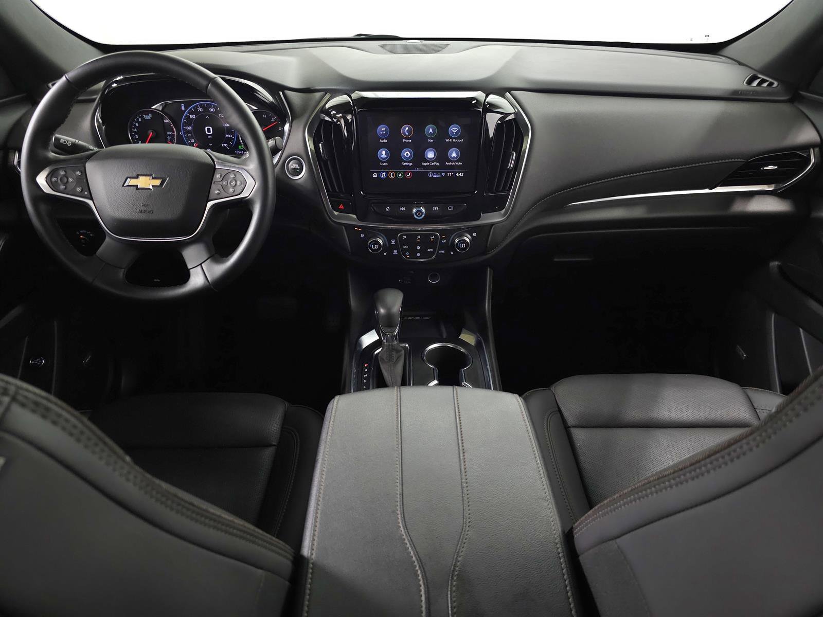 Used 2023 Chevrolet Traverse High Country w/ LPO, Floor Liner Package AWD/4WD image 15