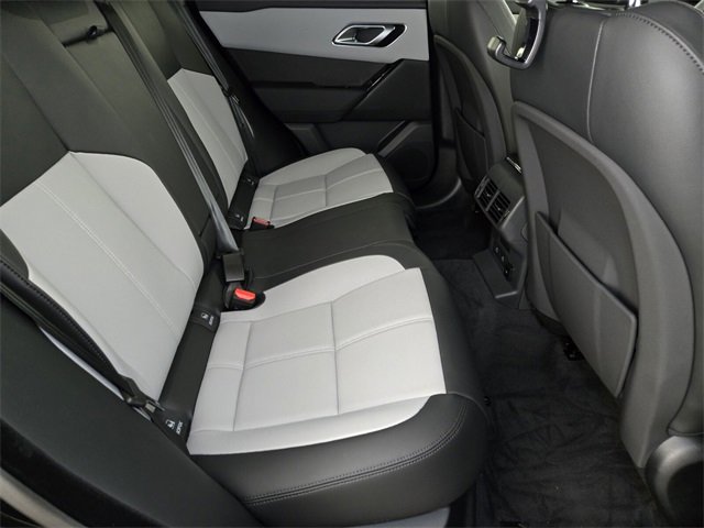 New 2026 Land Rover Range Rover Velar Dynamic SE image 17