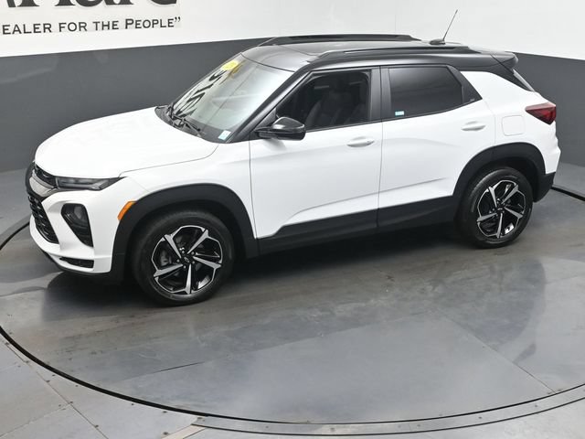 Used 2023 Chevrolet TrailBlazer RS w/ Sun and Liftgate Package AWD/4WD image 46