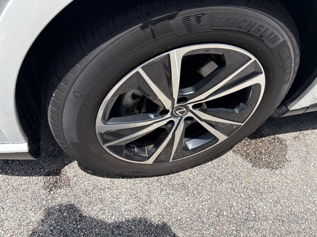 Certified 2025 Lexus RX 350 FWD w/ Technology Package image 9