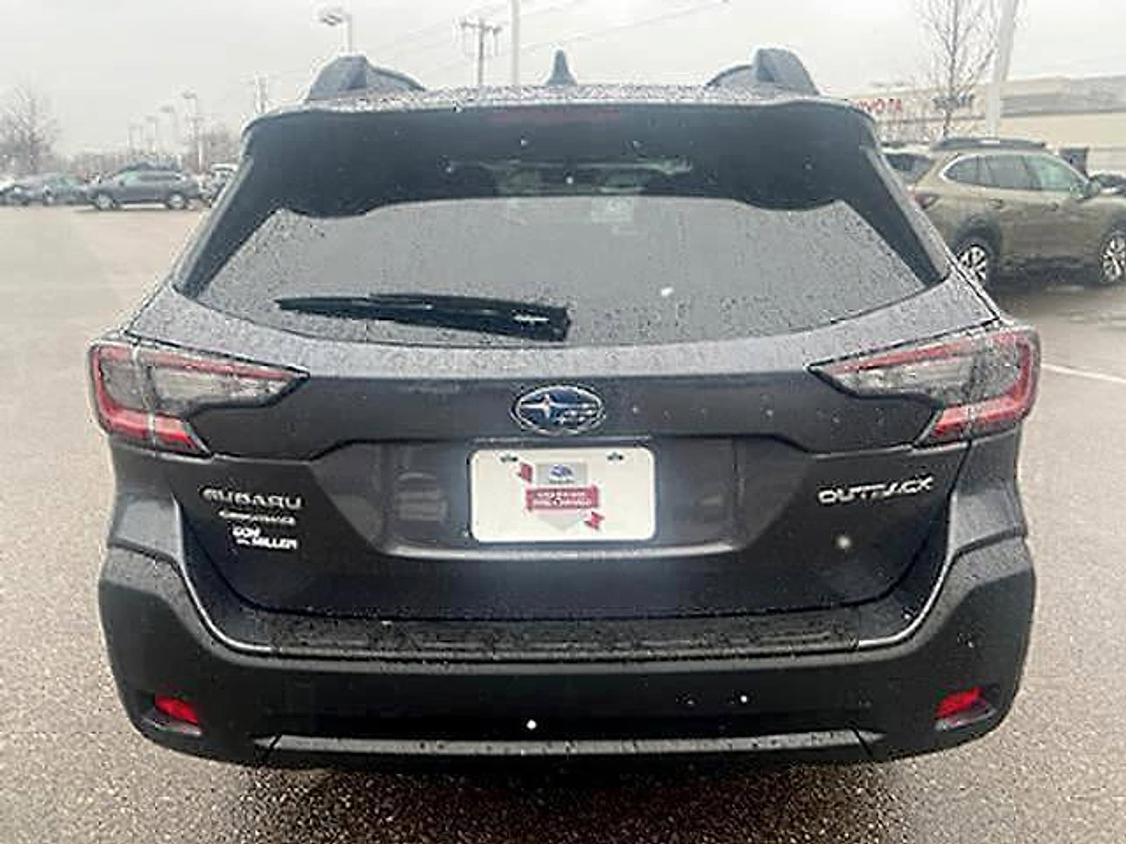 Certified 2025 Subaru Outback Premium AWD/4WD image 5