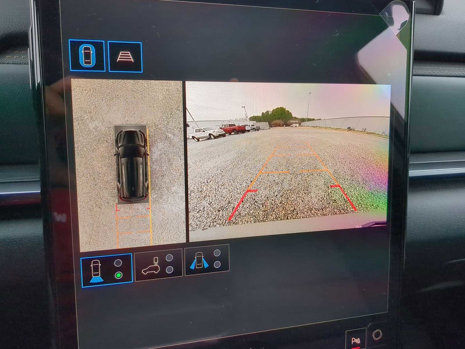 New 2026 GMC Terrain AT4 w/ Convenience Package III image 21