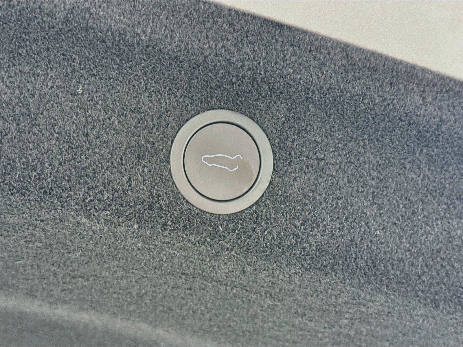Used 2026 Tesla Model Y Long Range RWD image 29