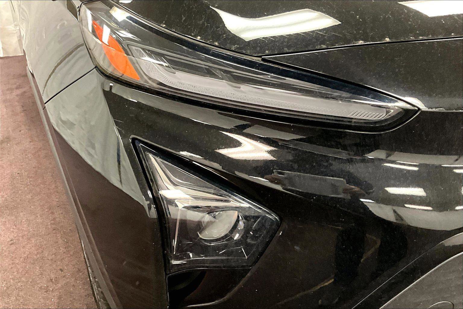 Used 2023 Chevrolet Bolt EUV LT w/ Driver Confidence Package image 27