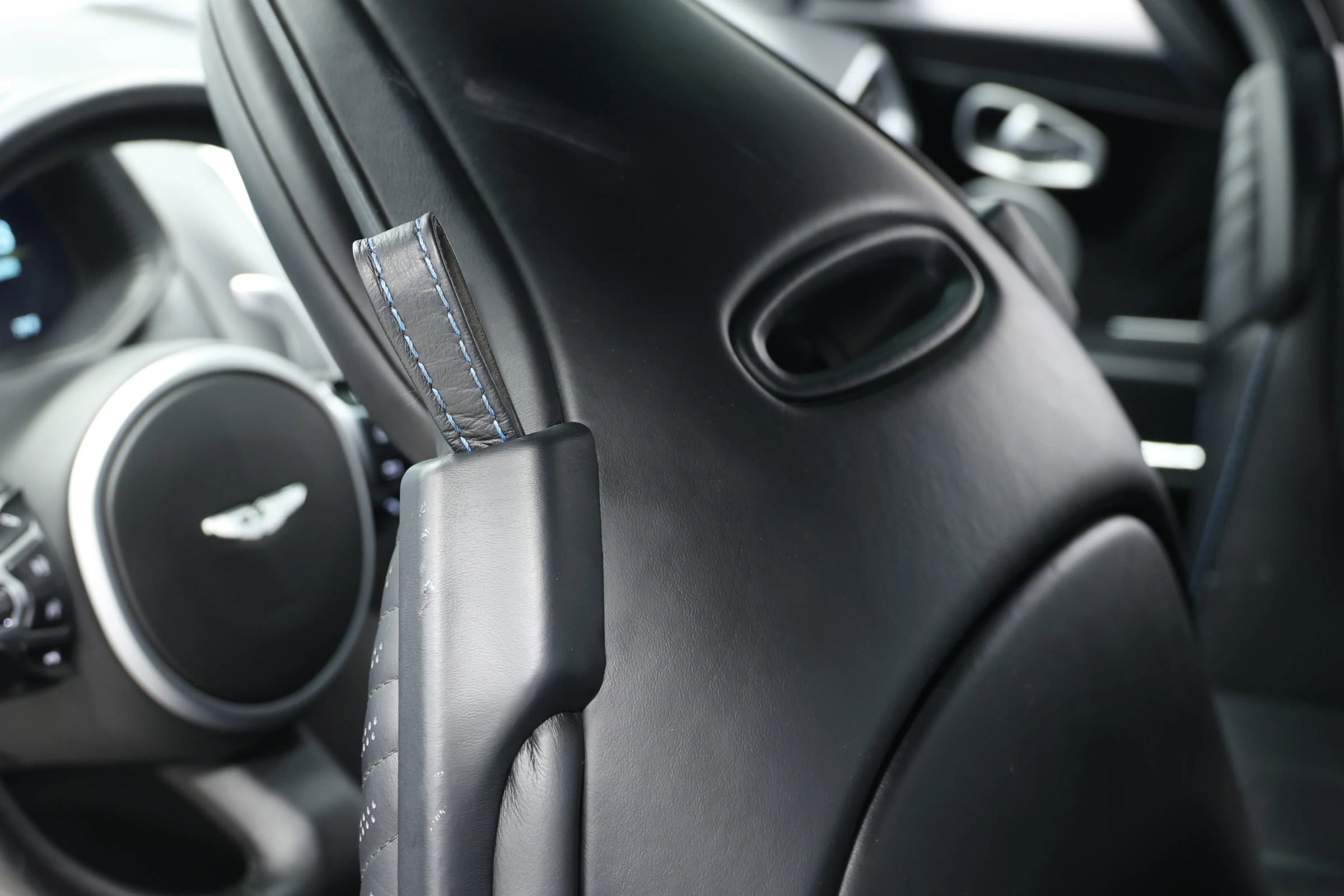 Used 2018 Aston Martin DB11 V12 image 59