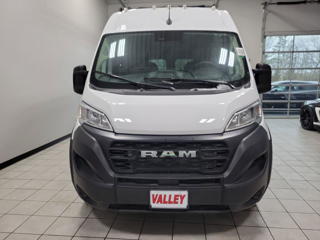 Used 2024 RAM ProMaster 2500 image 2