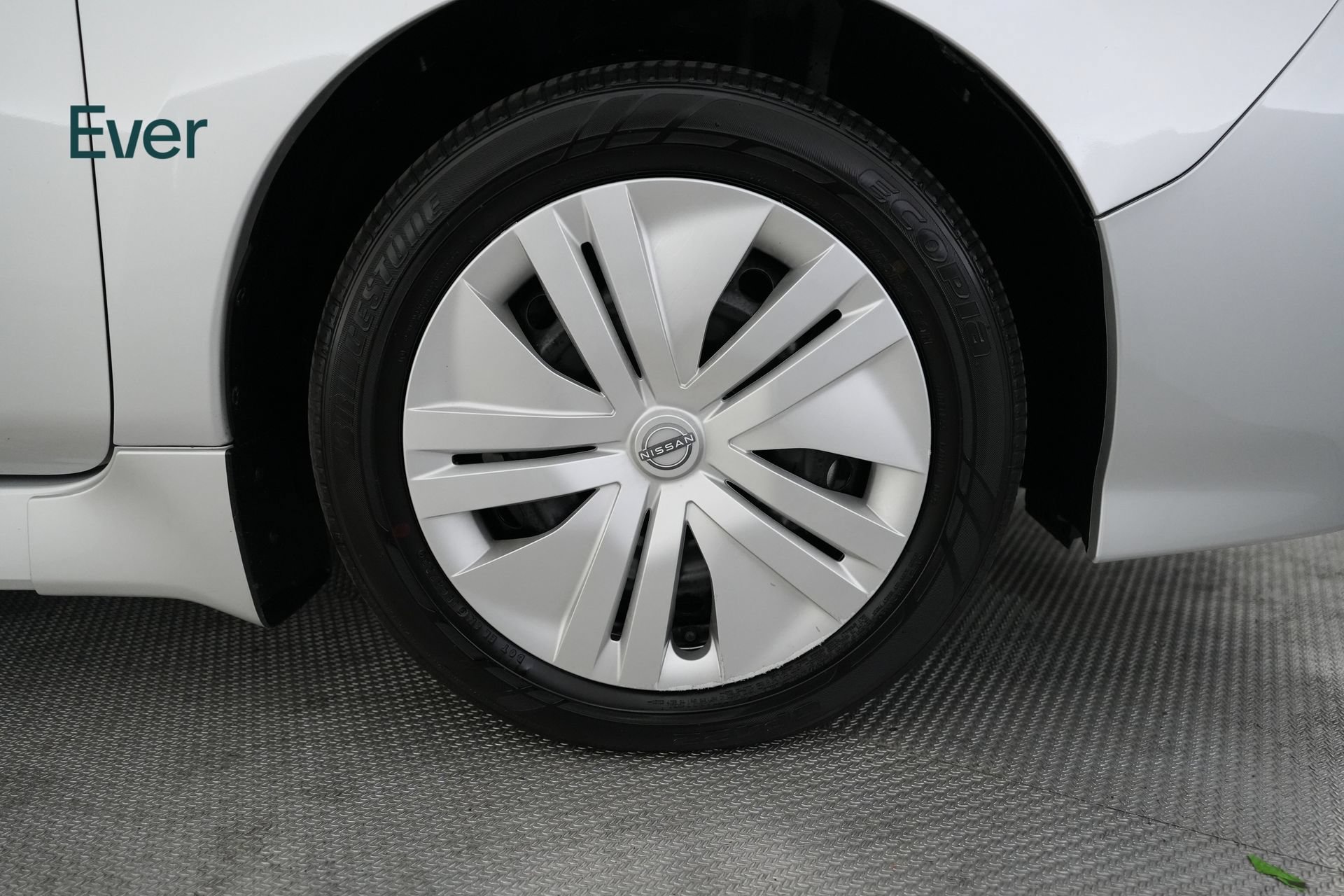 Used 2025 Nissan Leaf S FWD image 20