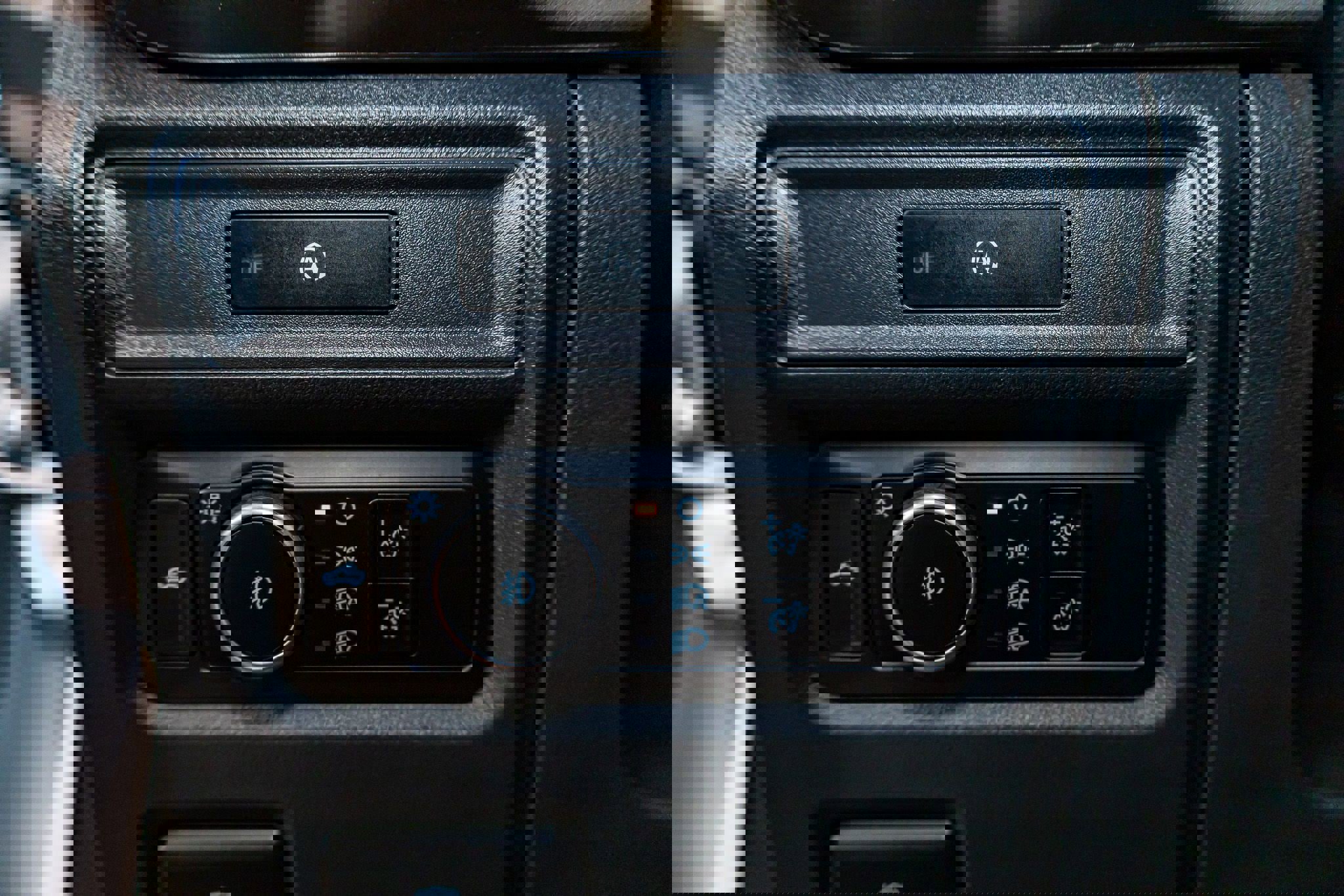 Used 2025 Ford F150 XL w/ Equipment Group 103A High image 17