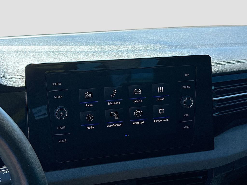 Used 2025 Volkswagen Jetta SE FWD image 15