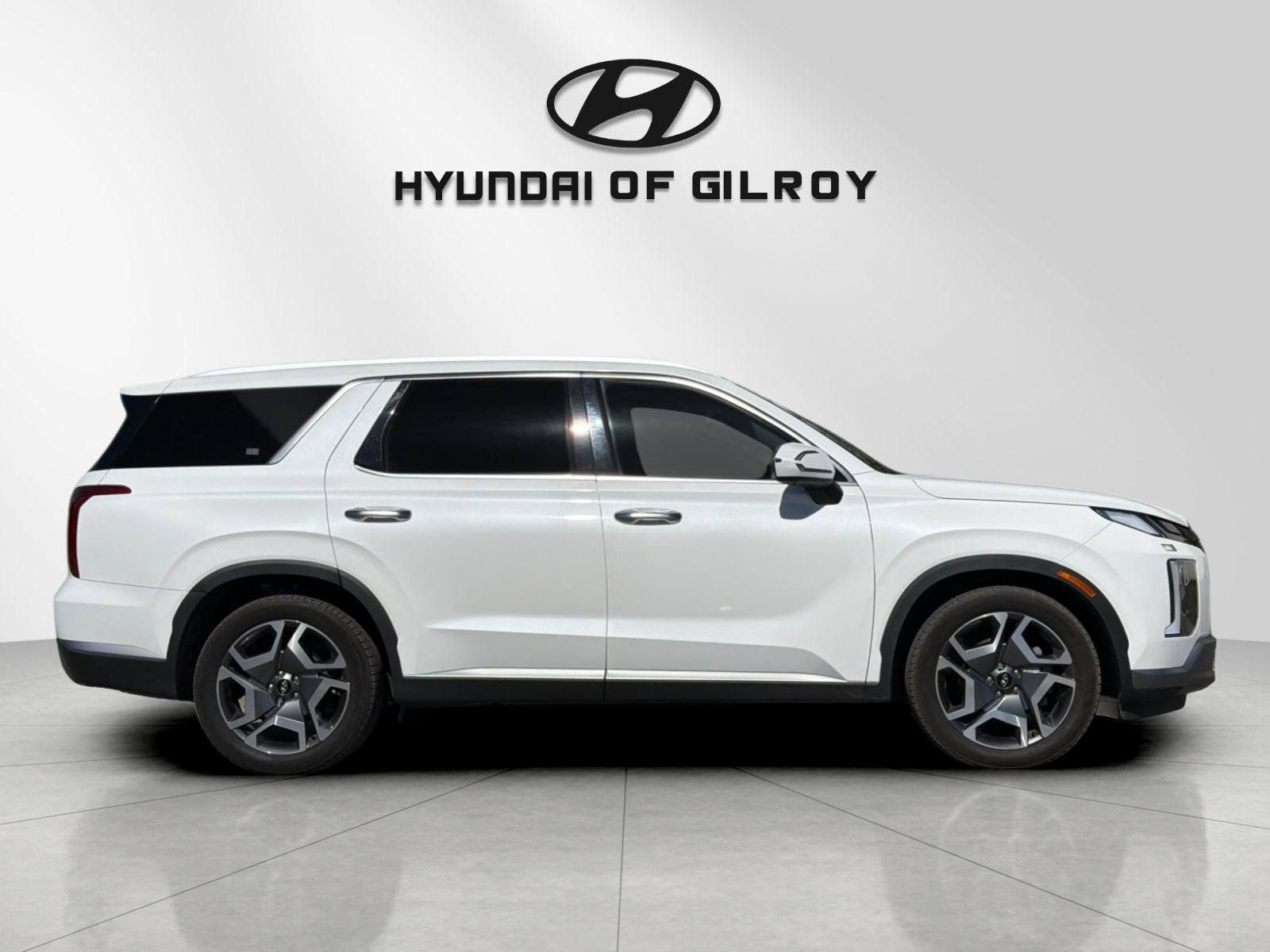 Used 2023 Hyundai Palisade SEL AWD/4WD image 6