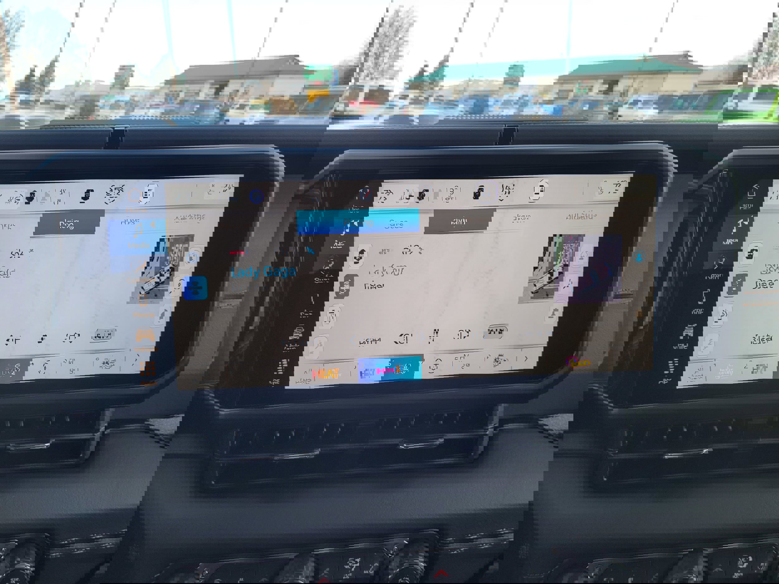 New 2026 Jeep Gladiator Mojave w/ Steel Bumper Group image 28