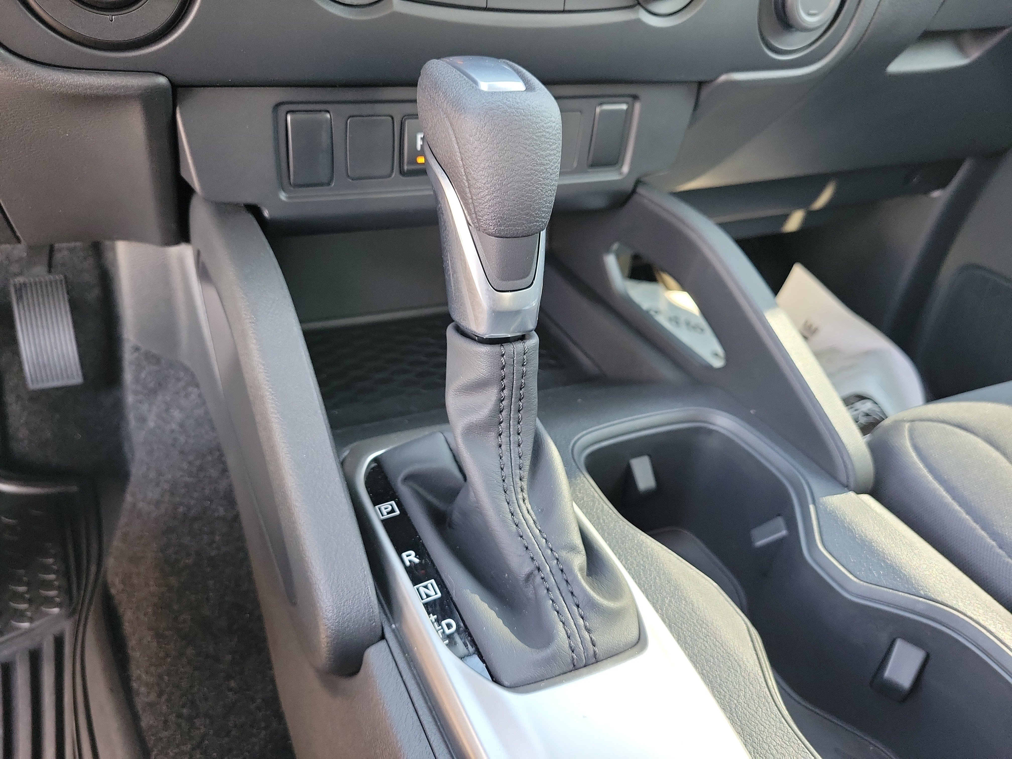 Used 2026 Nissan Frontier S AWD/4WD image 19