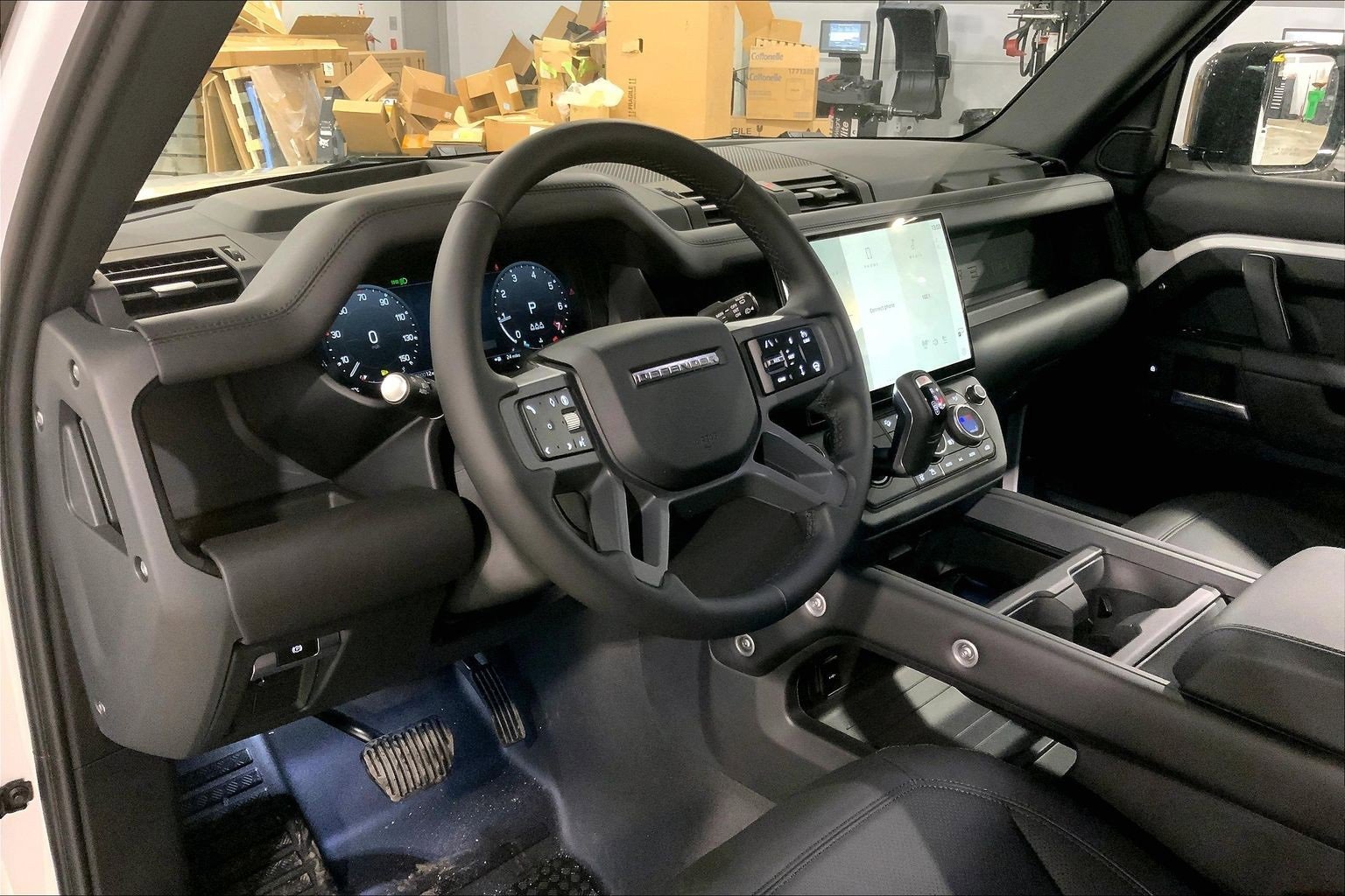 New 2026 Land Rover Defender 110 X-Dynamic SE image 8