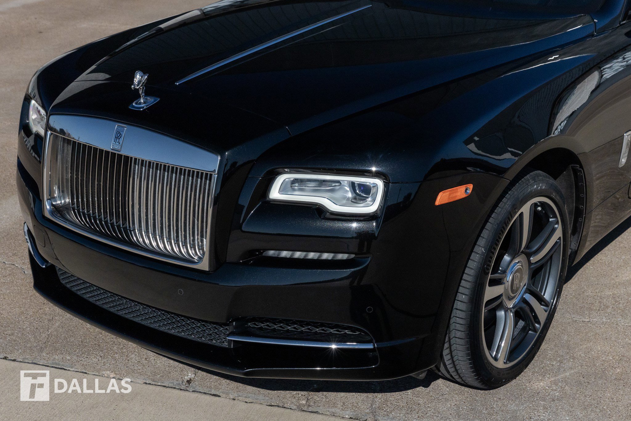 Used 2017 Rolls-Royce Wraith image 7