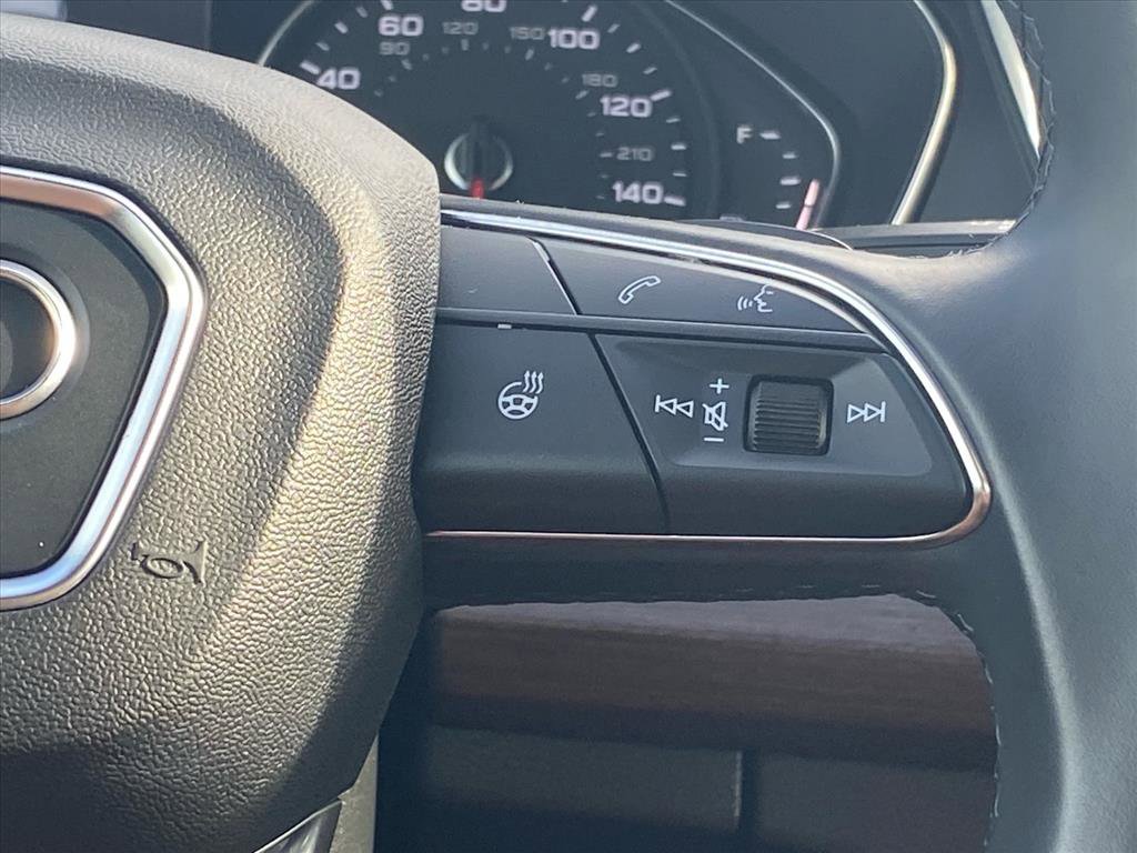 Used 2023 Audi Q5 2.0T Premium w/ Convenience Package image 8