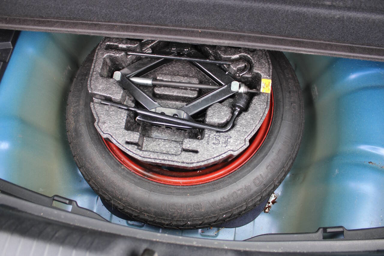 Used 2020 Hyundai Elantra GT w/ Style Package 02 image 38