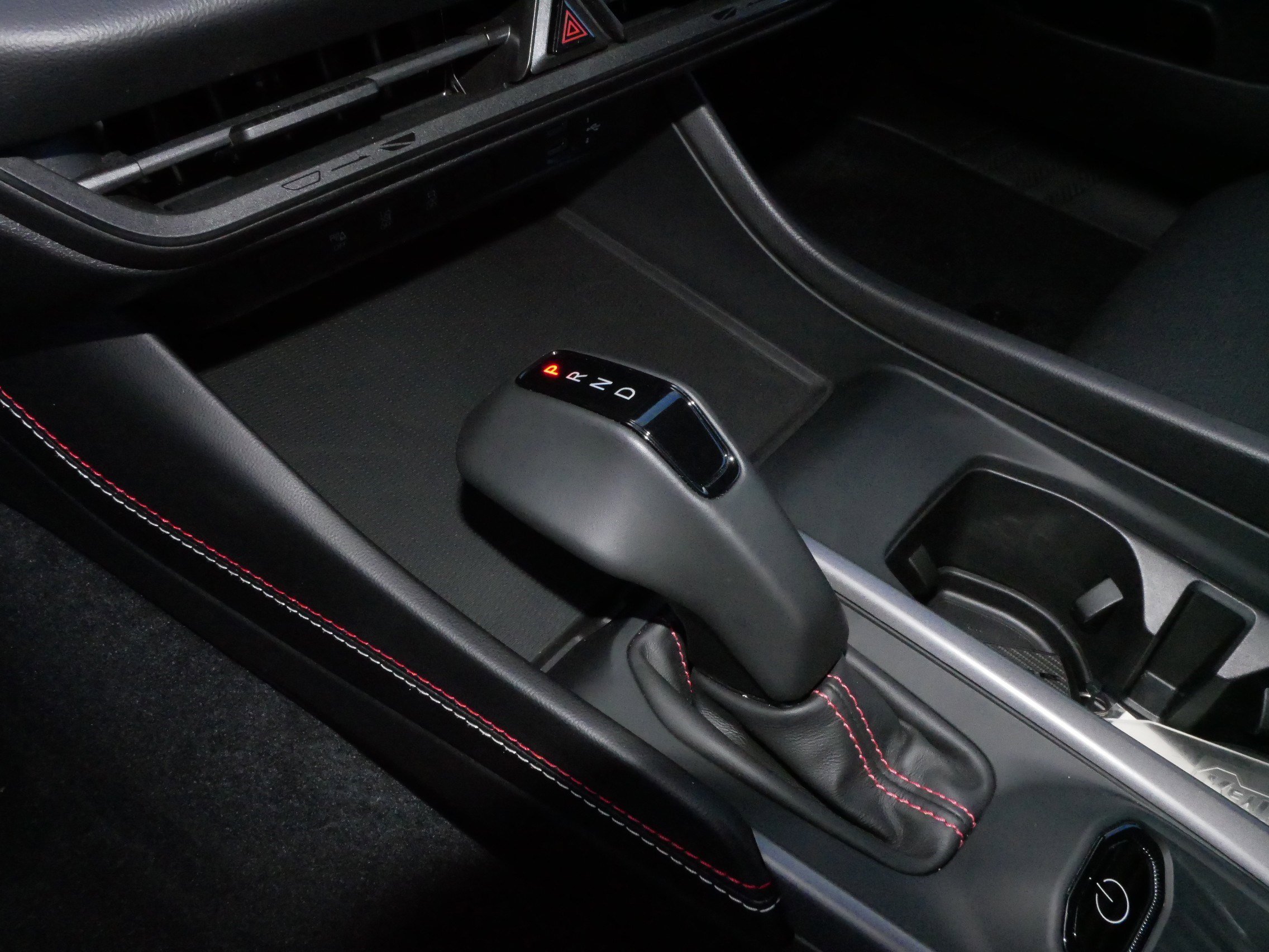 Used 2025 Dodge Charger R/T w/ Sun & Sound Package image 24