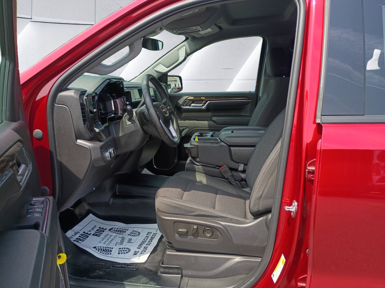 Used 2023 GMC Sierra 1500 Elevation AWD/4WD image 10