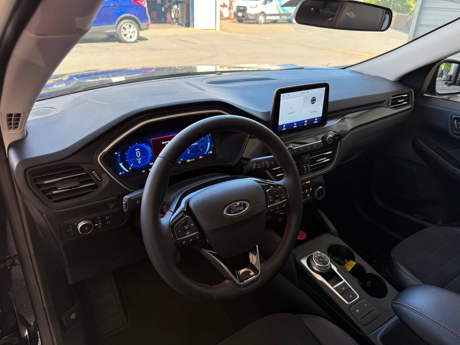 Used 2022 Ford Escape SEL w/ Technology Package AWD/4WD image 13