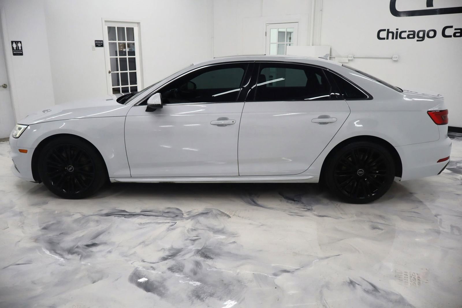 Used 2017 Audi A4 2.0T Premium Plus image 4