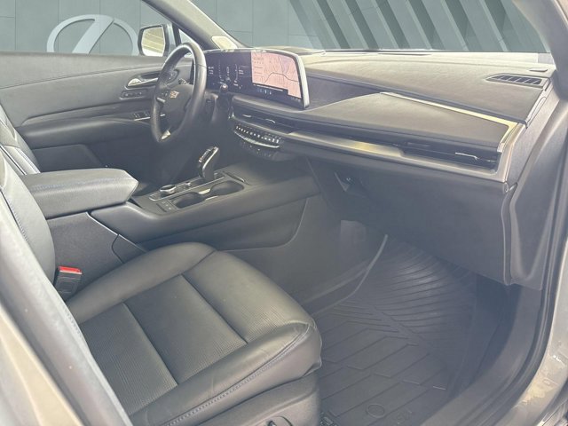 Used 2024 Cadillac XT4 Sport FWD image 29