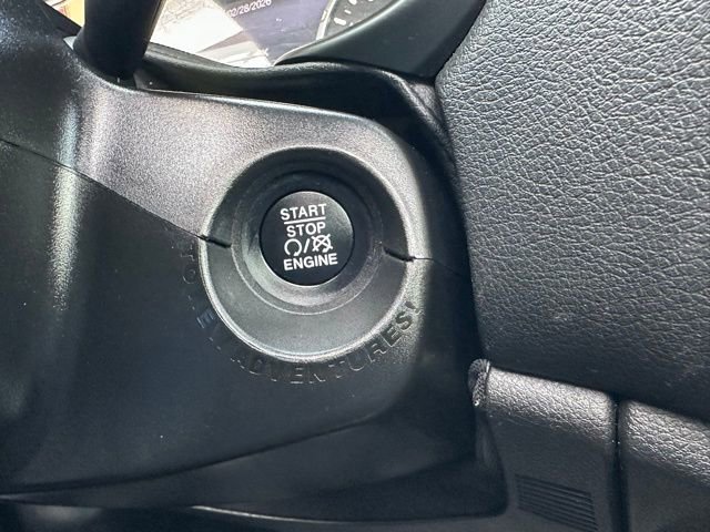 Used 2021 Jeep Renegade Latitude w/ Convenience Group FWD image 37