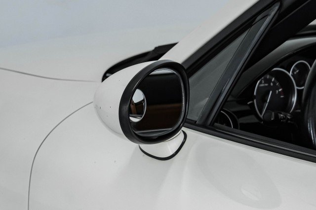 Used 2008 MAZDA MX-5 Miata Grand Touring w/ Premium Pkg RWD image 32