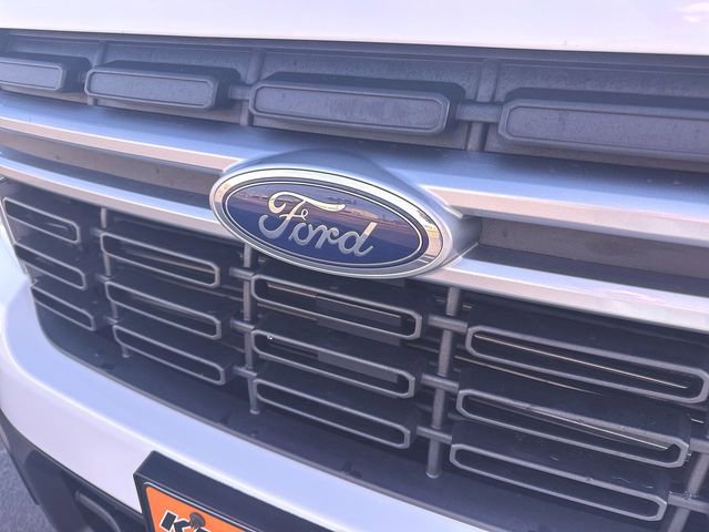 Used 2023 Ford Maverick Lariat w/ Lariat Luxury Package image 32