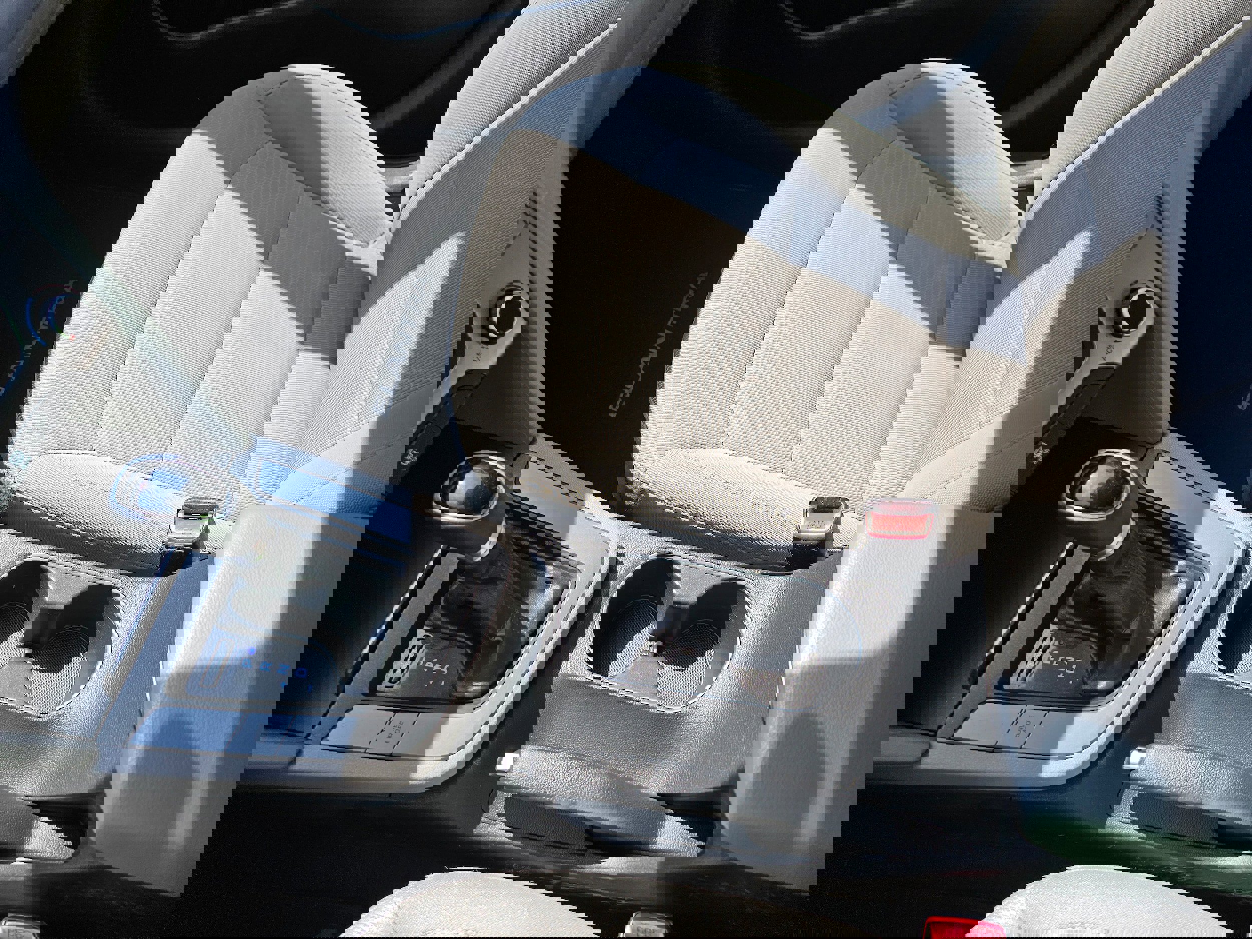 Used 2017 Hyundai Elantra SE image 14