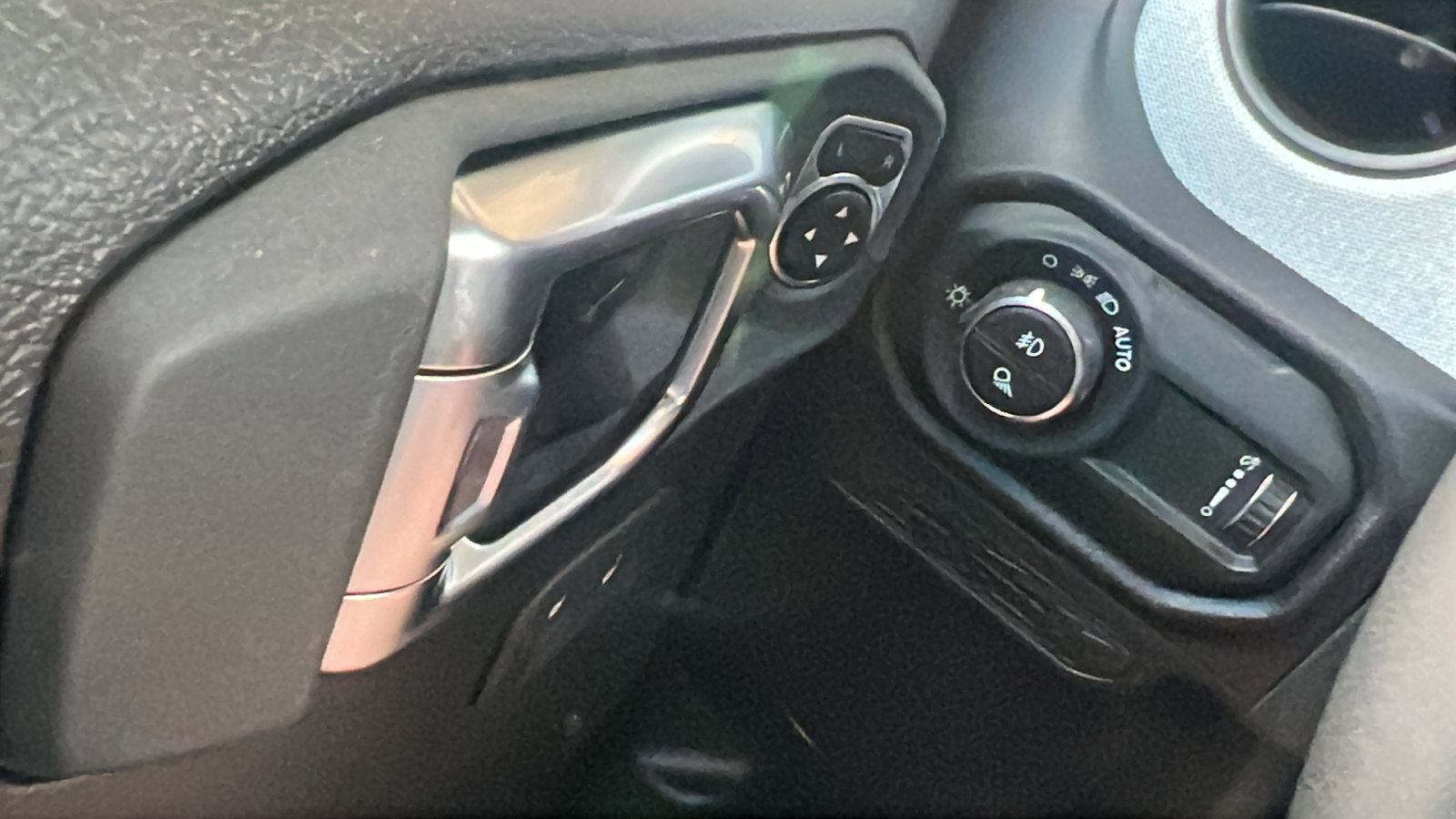 New 2025 Jeep Gladiator Willys image 29