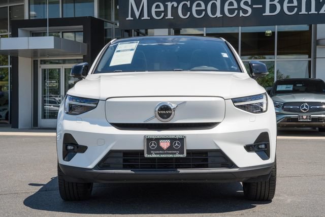 Used 2023 Volvo C40 P8 Recharge Ultimate w/ Protection Package Premier AWD/4WD image 2