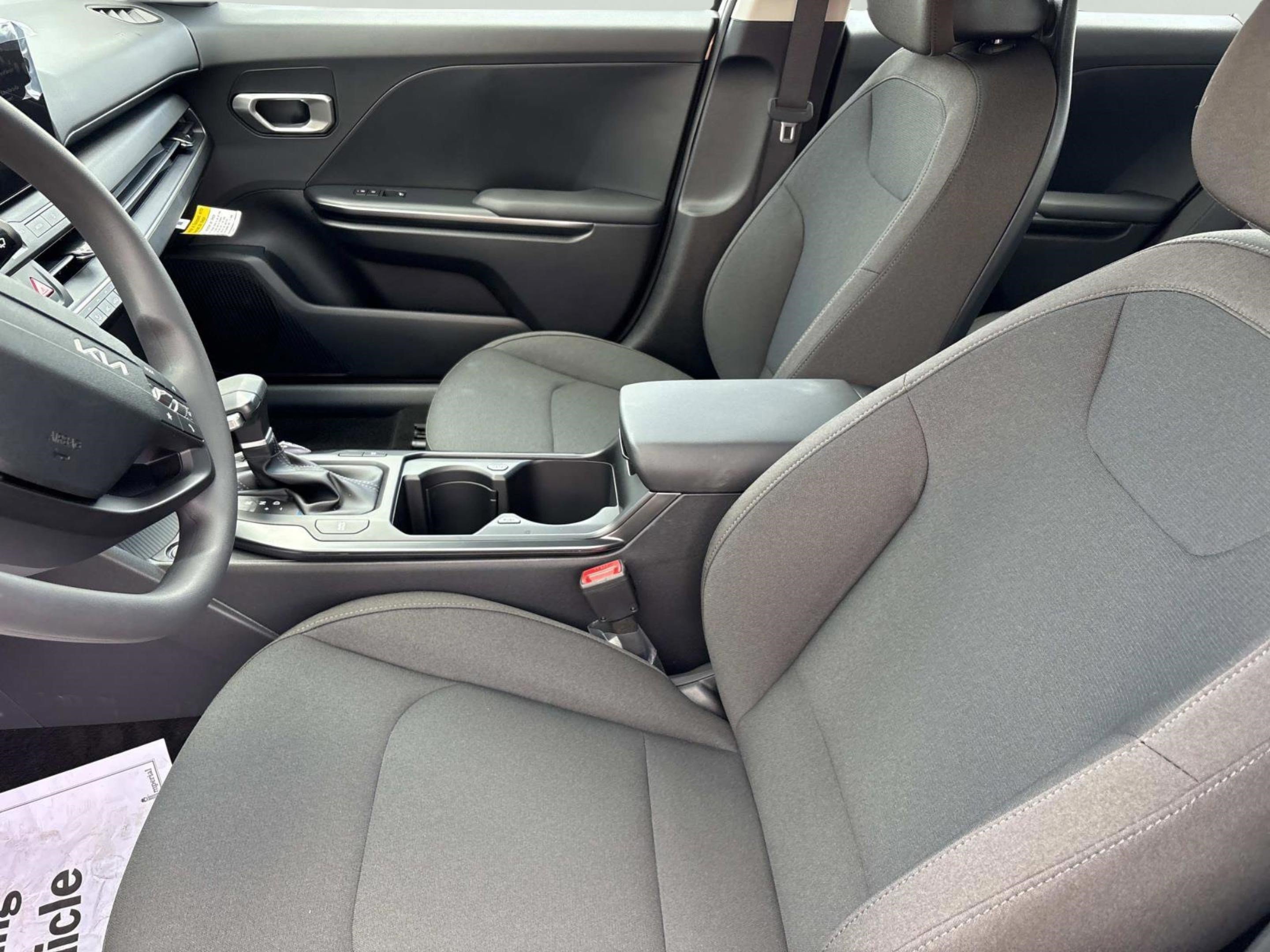 New 2026 Kia K4 FWD image 17