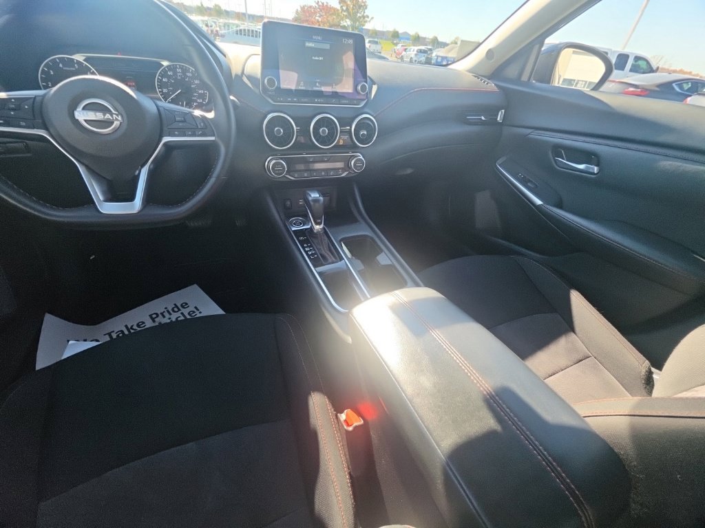 Used 2025 Nissan Sentra SR FWD image 28