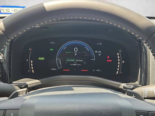 Used 2025 Toyota Camry SE w/ Convenience Package FWD image 11