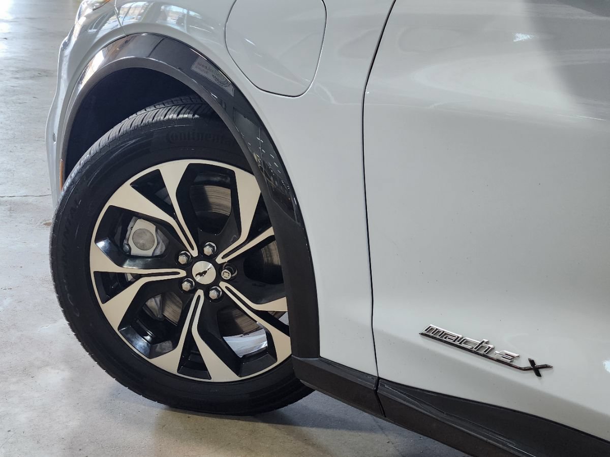 Used 2021 Ford Mustang Mach-E Premium RWD image 23