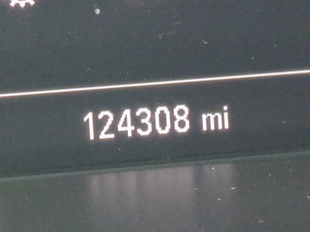 Used 2022 Chevrolet Colorado LT w/ Redline Special Edition RWD image 34