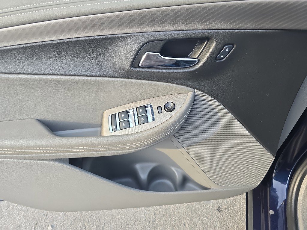 Used 2017 Chevrolet Impala LS image 18