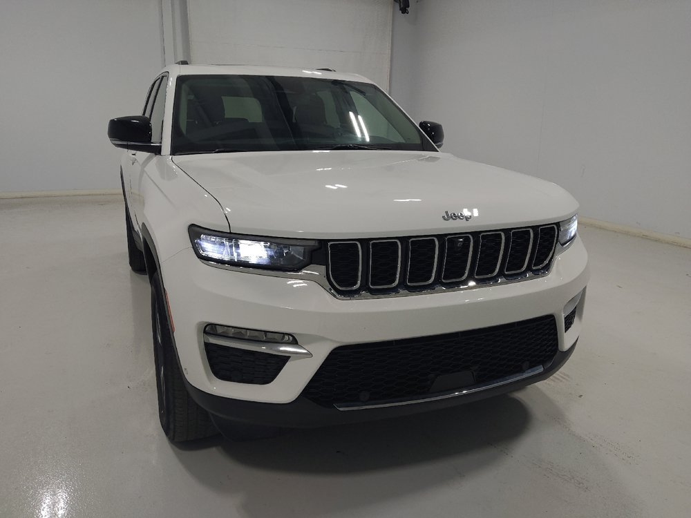 Used 2022 Jeep Grand Cherokee Limited 4xe w/ Luxury Tech Group II AWD/4WD image 14