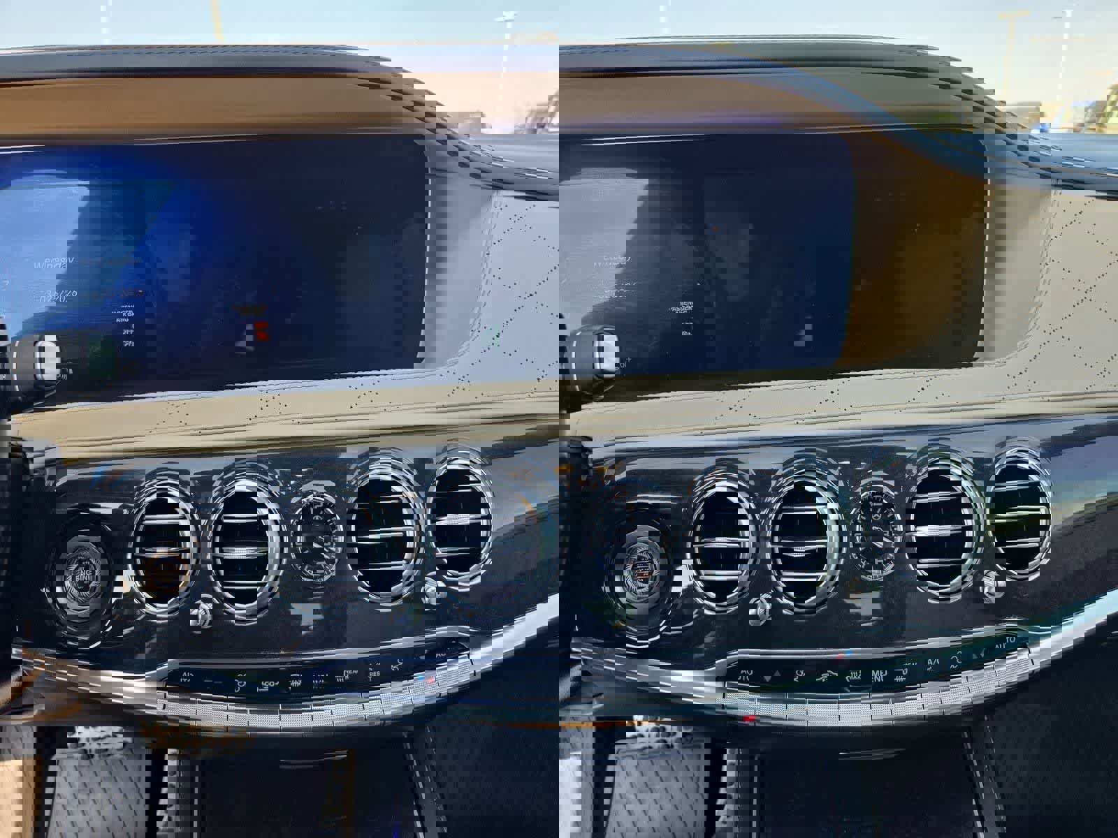 Used 2018 Mercedes-Benz S 560 Sedan image 27