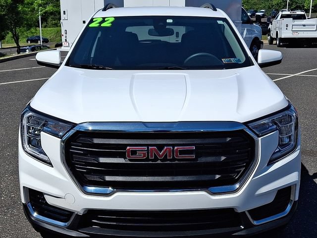 Used 2022 GMC Terrain SLE w/ Driver Convenience Package AWD/4WD image 2