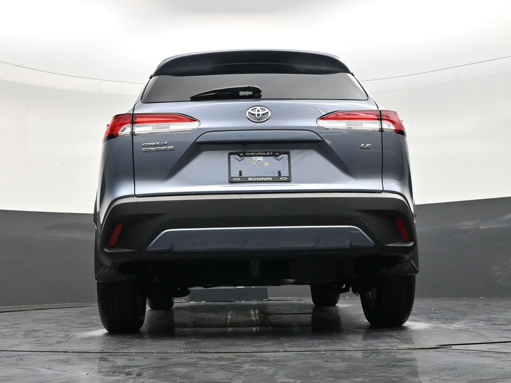 Used 2024 Toyota Corolla Cross LE image 23