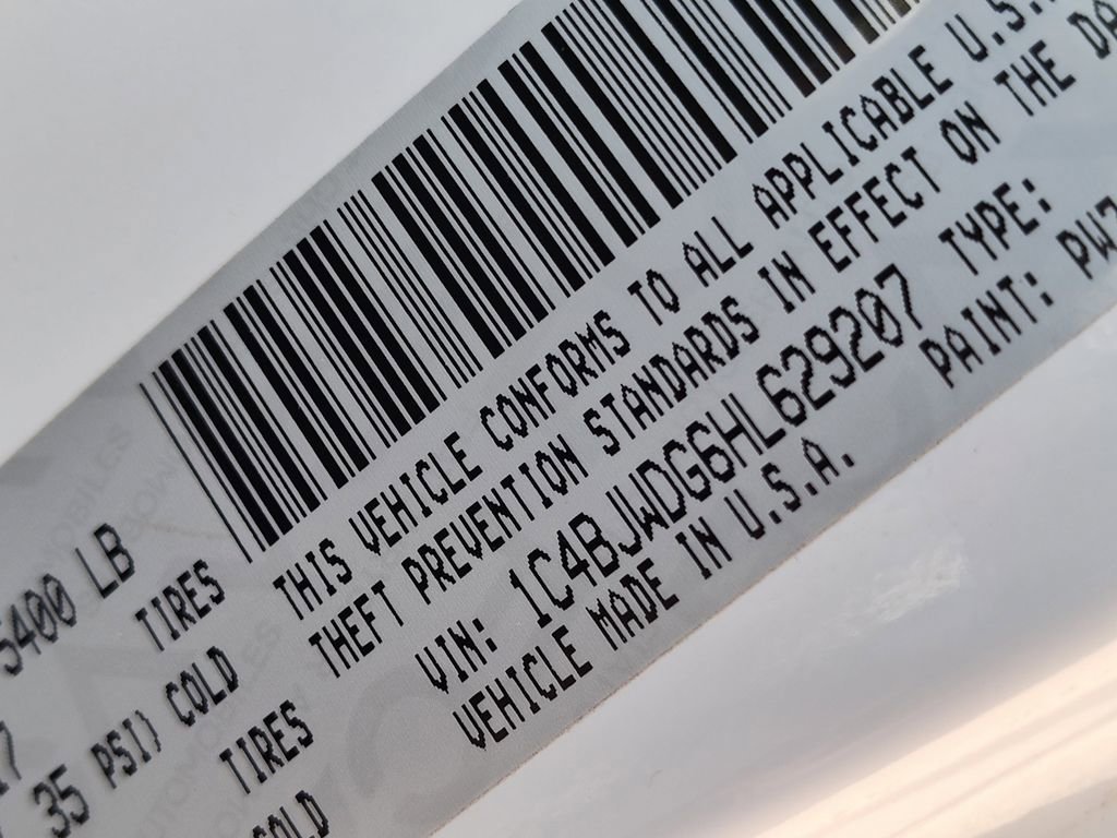 Used 2017 Jeep Wrangler Unlimited Sport w/ Quick Order Package 24S AWD/4WD image 18