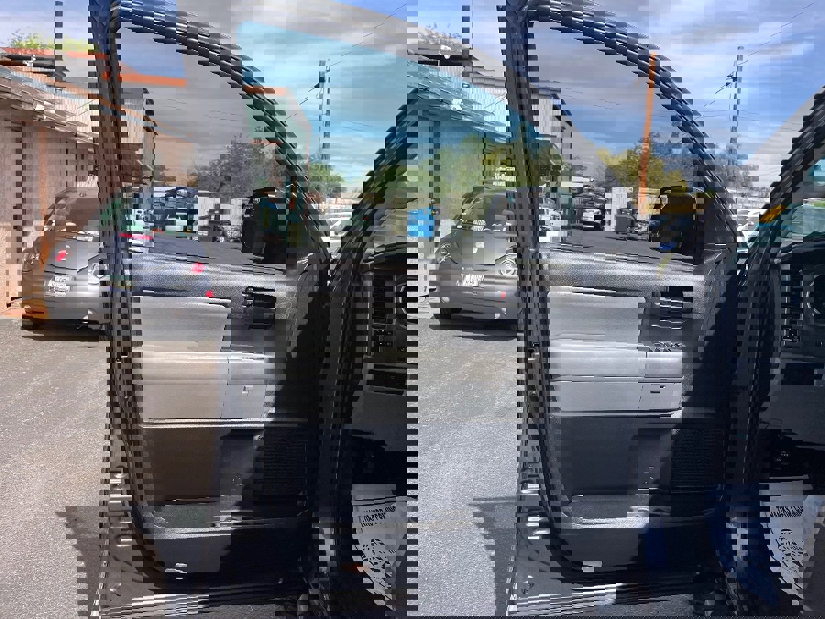 Used 2014 Toyota Sequoia SR5 AWD/4WD image 30