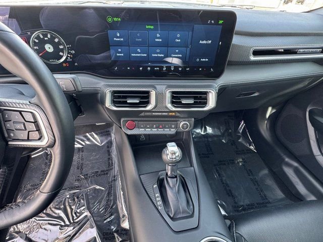 Used 2025 Ford Mustang Premium image 20