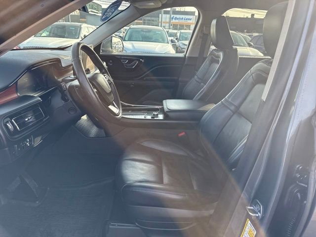 Used 2021 Lincoln Aviator Reserve w/ Equipment Group 208A image 10