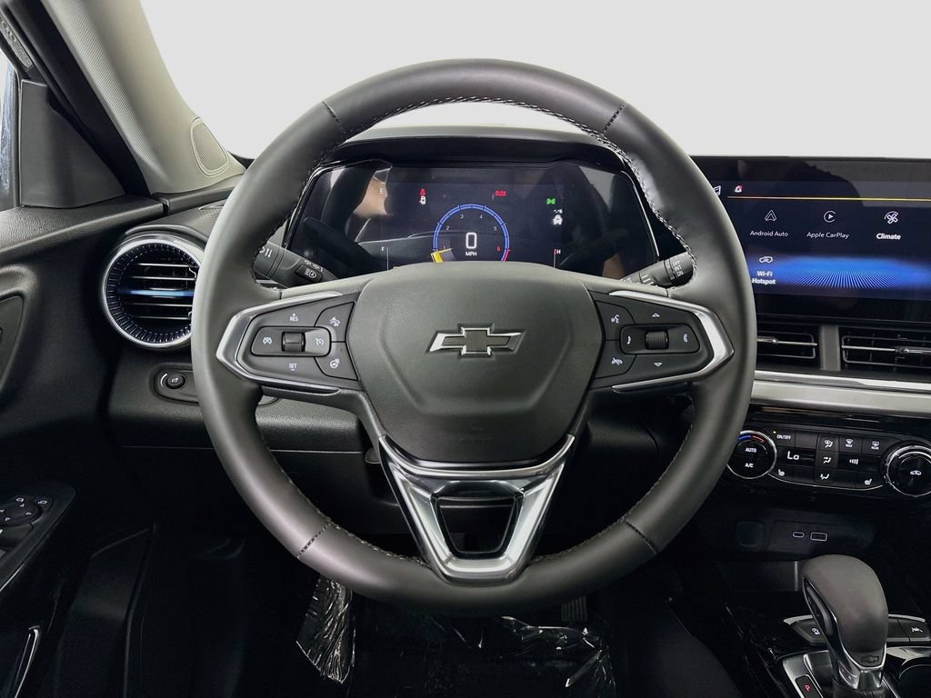 New 2026 Chevrolet Trax LT w/ Driver Confidence Package FWD image 11