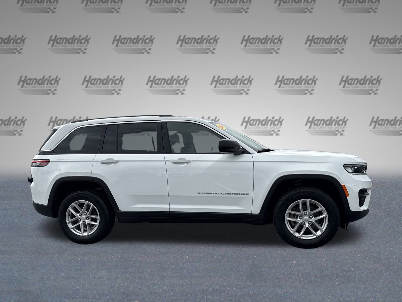 Used 2023 Jeep Grand Cherokee Laredo X w/ Luxury Tech Group I image 10