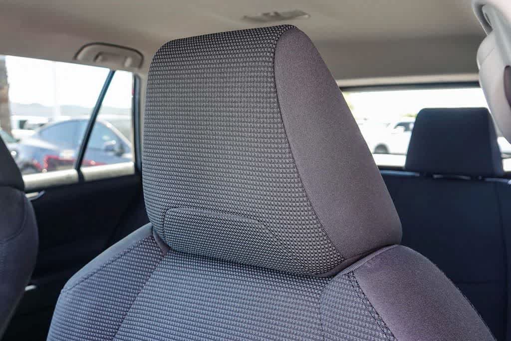 Used 2020 Toyota RAV4 LE w/ Carpet Mat Package FWD image 24