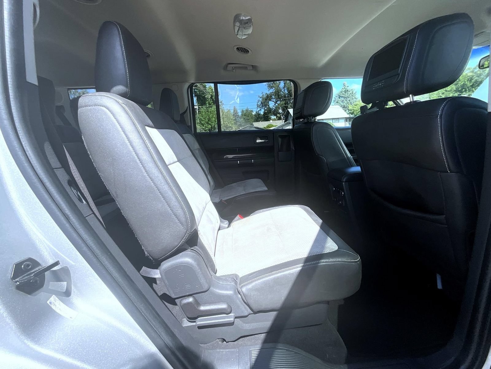 Used 2012 Ford Flex Titanium w/ Equipment Group Order Code AWD/4WD image 21