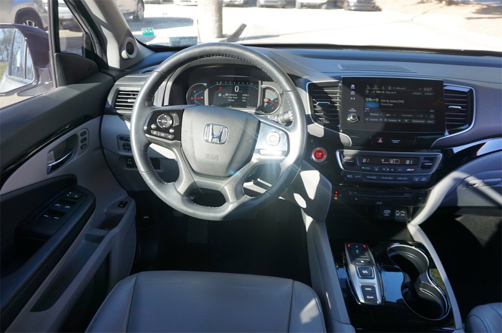 Used 2022 Honda Pilot Touring image 6